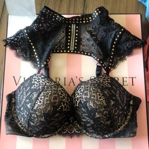 Victoria’s Secret bra